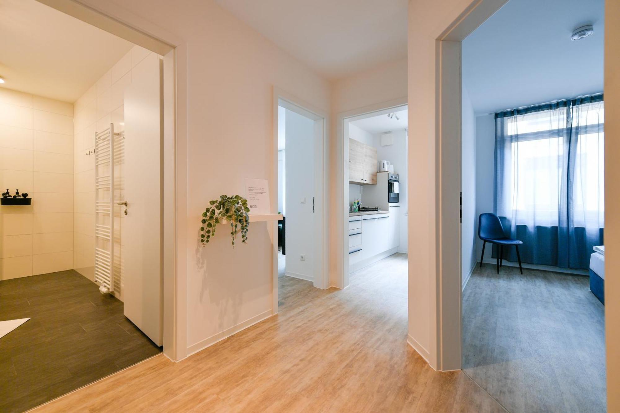 Ferienwohnungen Am Theater - Modern, Zentral Und Ruhig Mit Kueche, Waschtrockner, Netflix, Wlan Und Parkplatz- 2 Zimmer, 52 Qm Cottbus Exterior foto