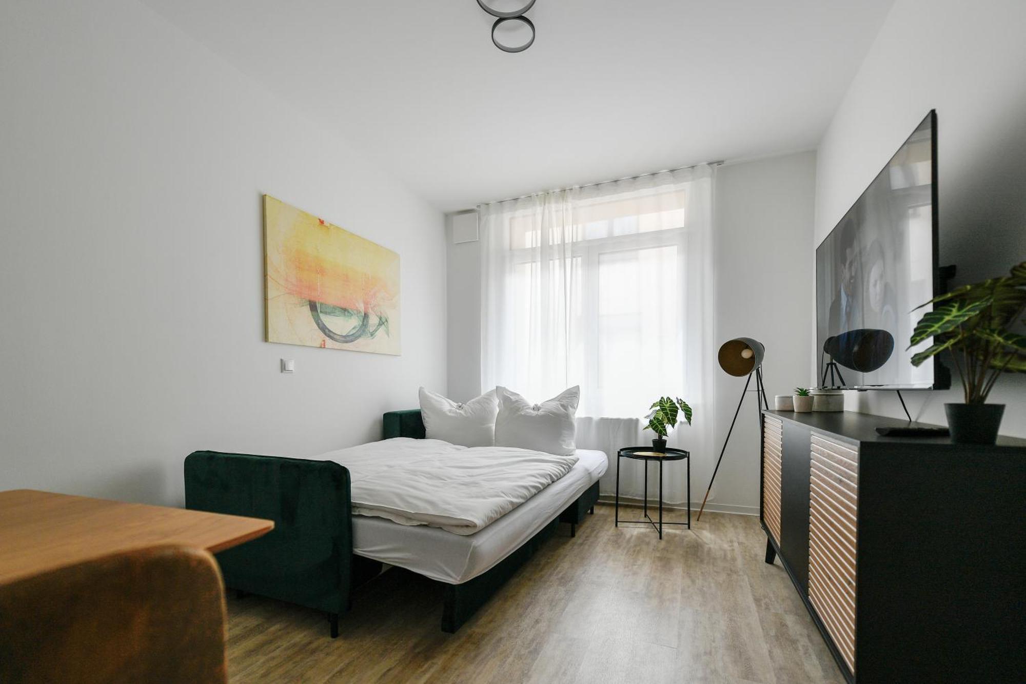 Ferienwohnungen Am Theater - Modern, Zentral Und Ruhig Mit Kueche, Waschtrockner, Netflix, Wlan Und Parkplatz- 2 Zimmer, 52 Qm Cottbus Zimmer foto