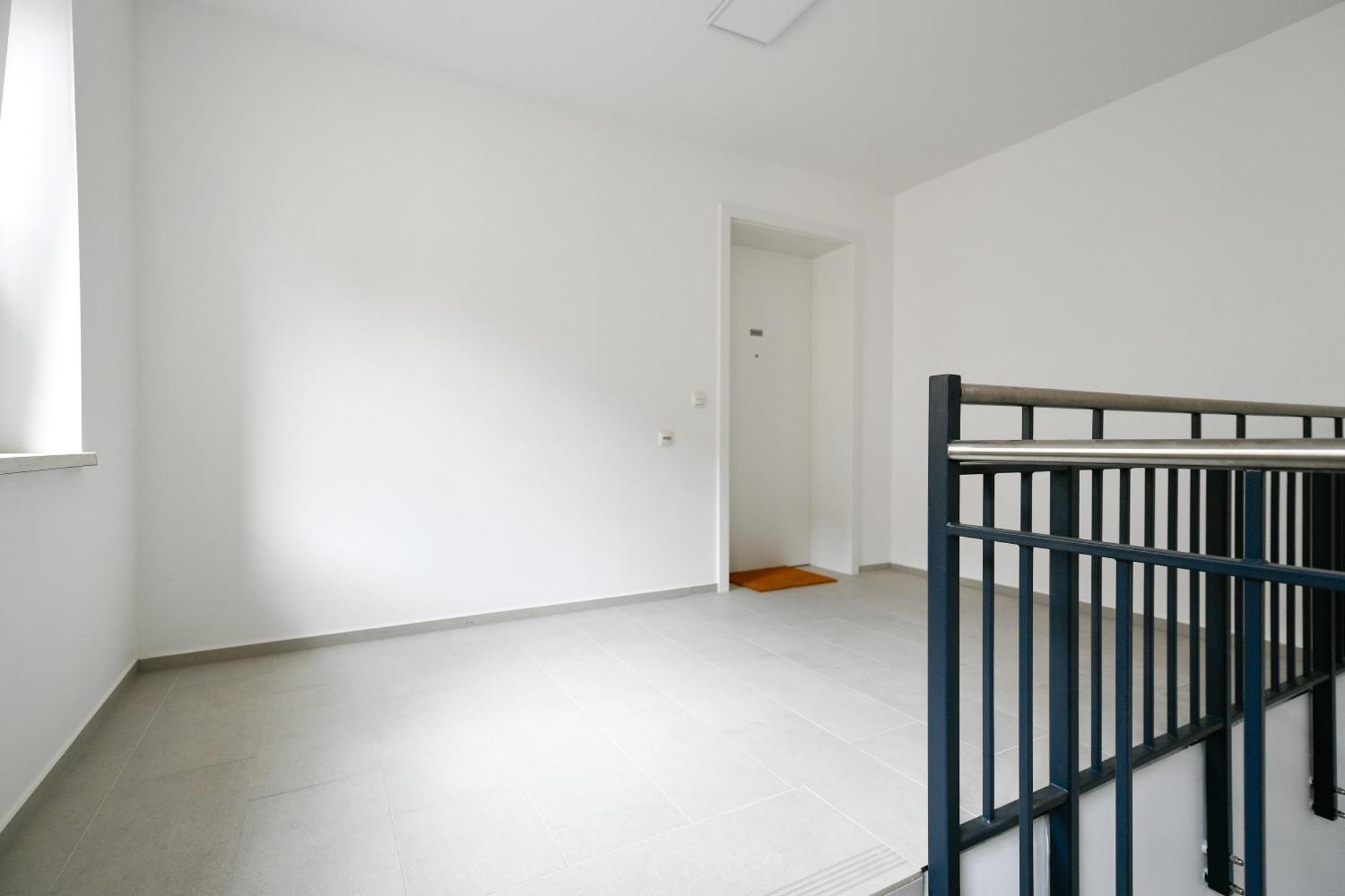 Ferienwohnungen Am Theater - Modern, Zentral Und Ruhig Mit Kueche, Waschtrockner, Netflix, Wlan Und Parkplatz- 2 Zimmer, 52 Qm Cottbus Zimmer foto